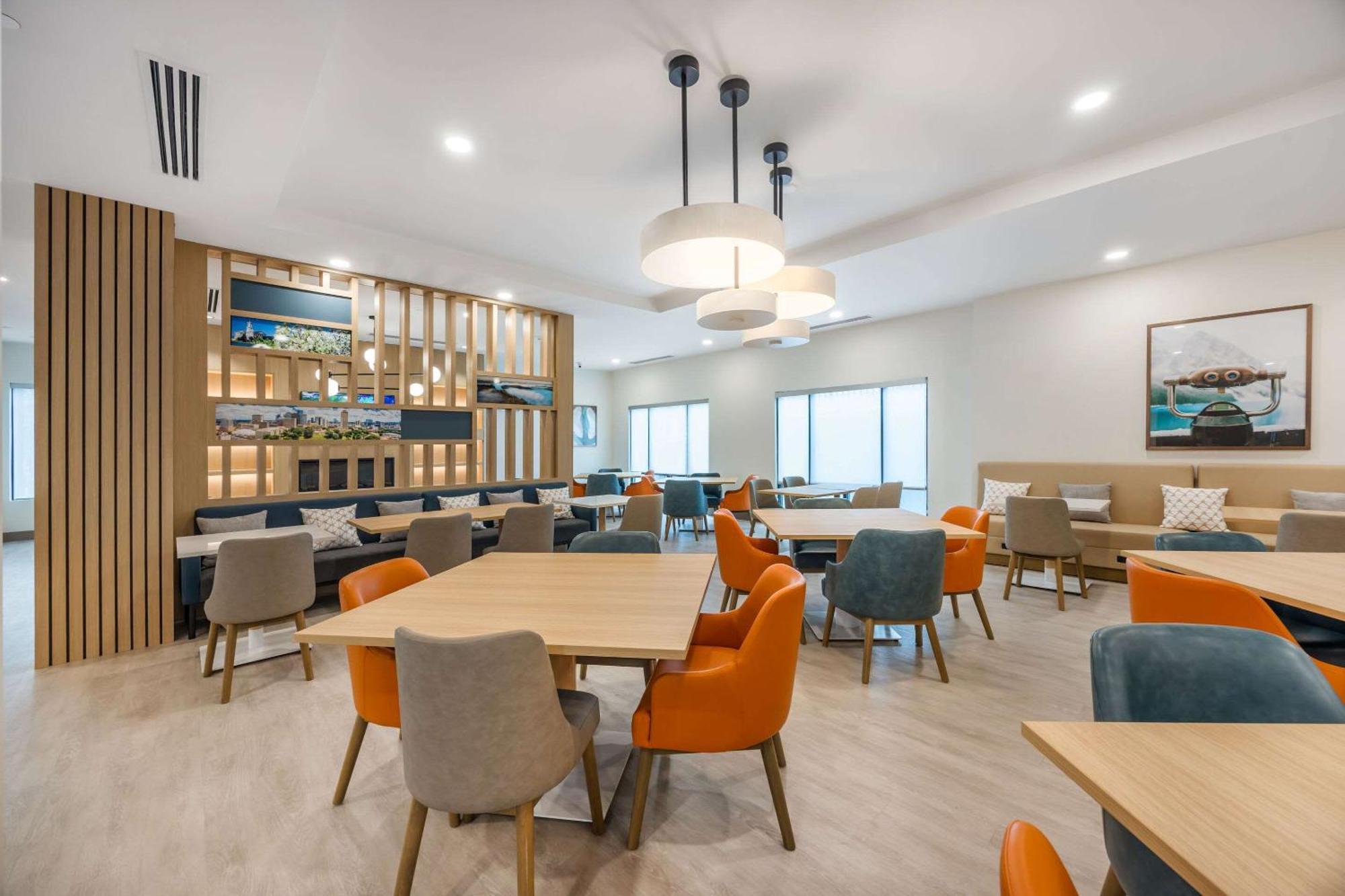Comfort Inn & Suites ناشفيل المظهر الخارجي الصورة